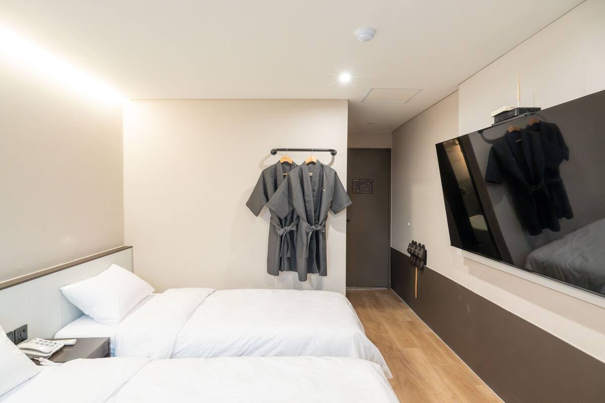 Twin Room