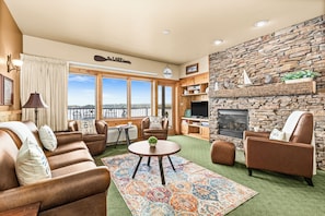 Smart TV, fireplace, books