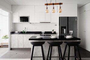 Microondas, horno y parrilla de estufa 