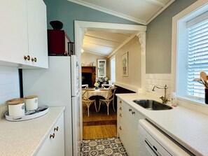 Microwave, stovetop, dishwasher