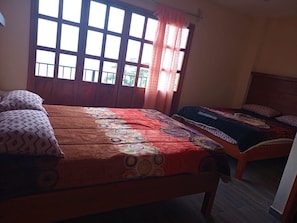 Comfort Twin Room, Pool View | Desk, laptop workspace, blackout curtains, free WiFi - Hotel Las Brisas (Pahuatlan del Valle)