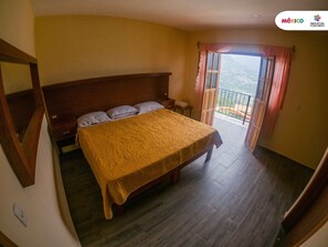 Chambre Triple, vue jardin