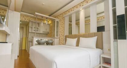 Quintessa Room at Candiland Apartement