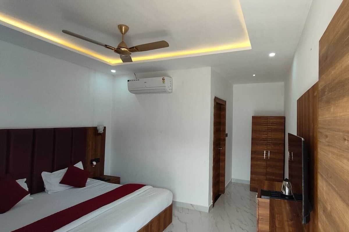 Quarto superluxo | Camas extras/dobráveis (sobretaxa), roupa de cama