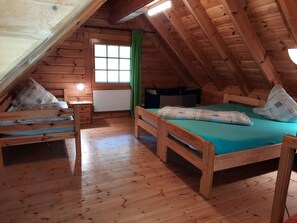 WiFi, bed sheets