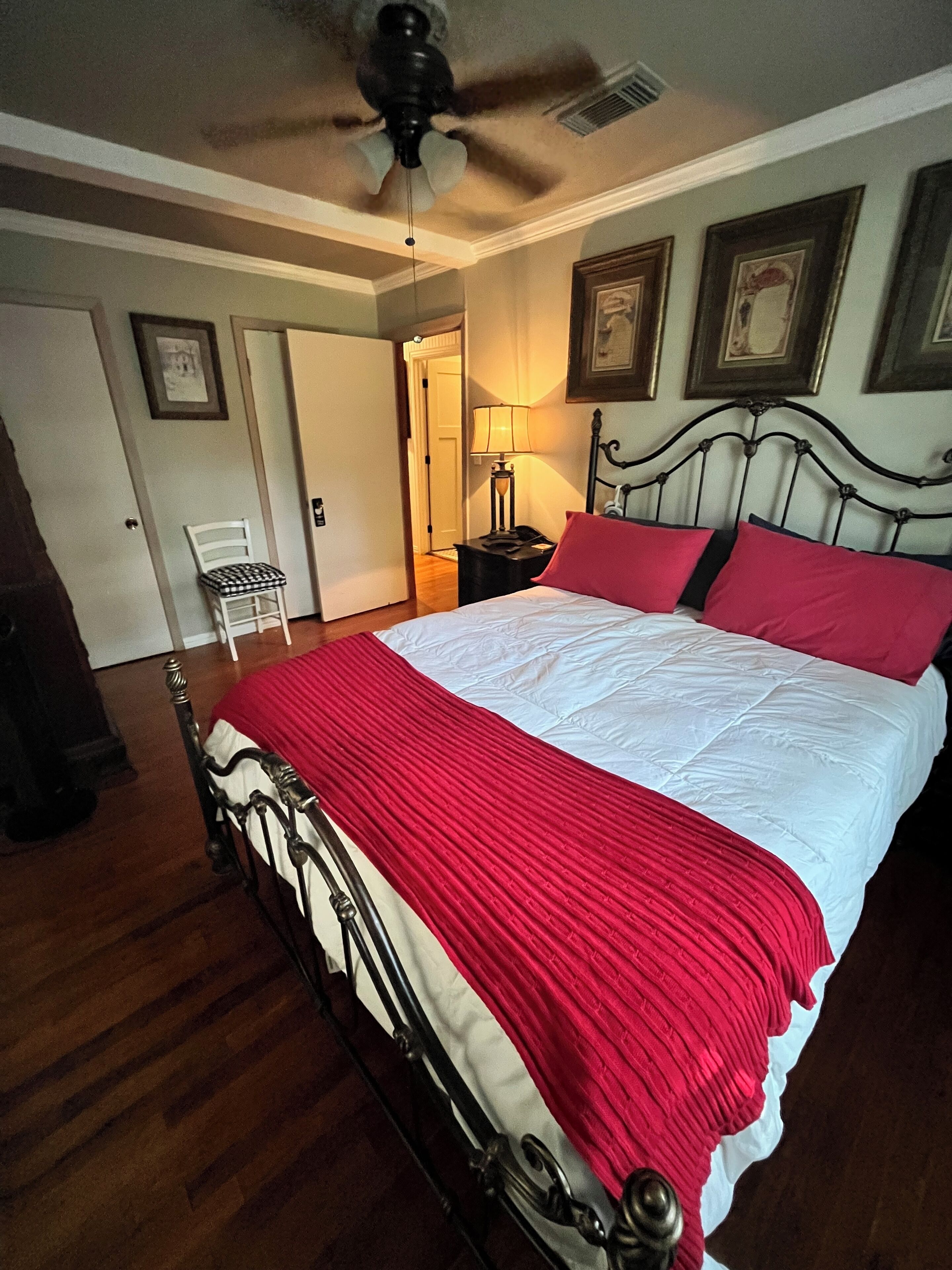 2 Schlafzimmer, Bügeleisen/Bügelbrett, WLAN, Bettwäsche