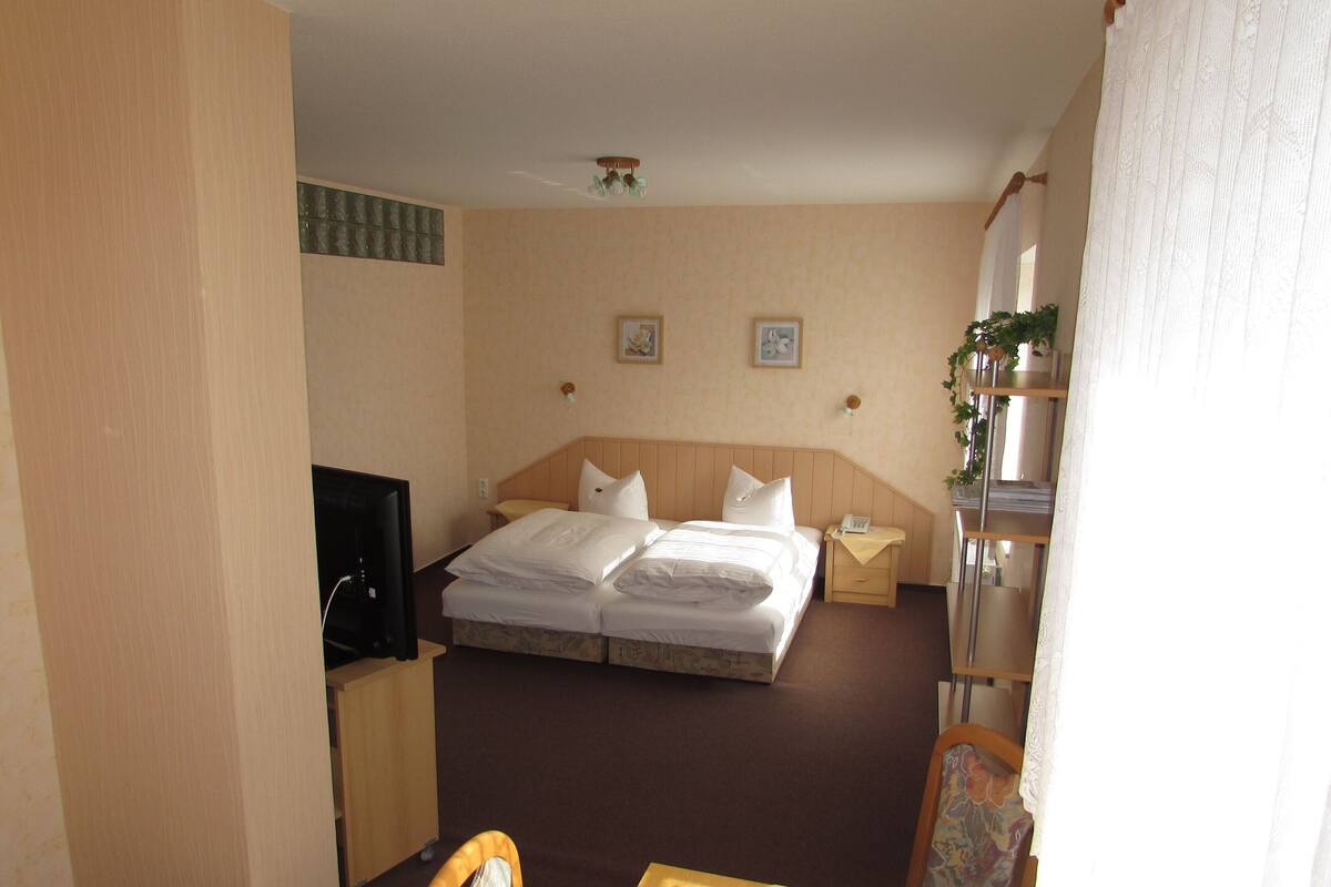 Double Room | WiFi (free)