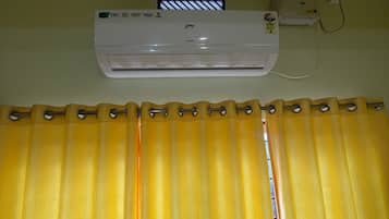 Deluxe Double Room, City View | Free WiFi