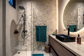 Deluxe Villa, 1 Bedroom, Non Smoking | Bathroom - Sunrise Lush River by Alfred in Bali (Canggu)