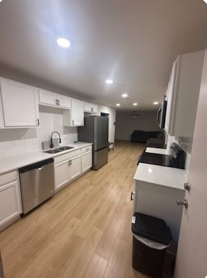 Microwave, oven, stovetop, dishwasher