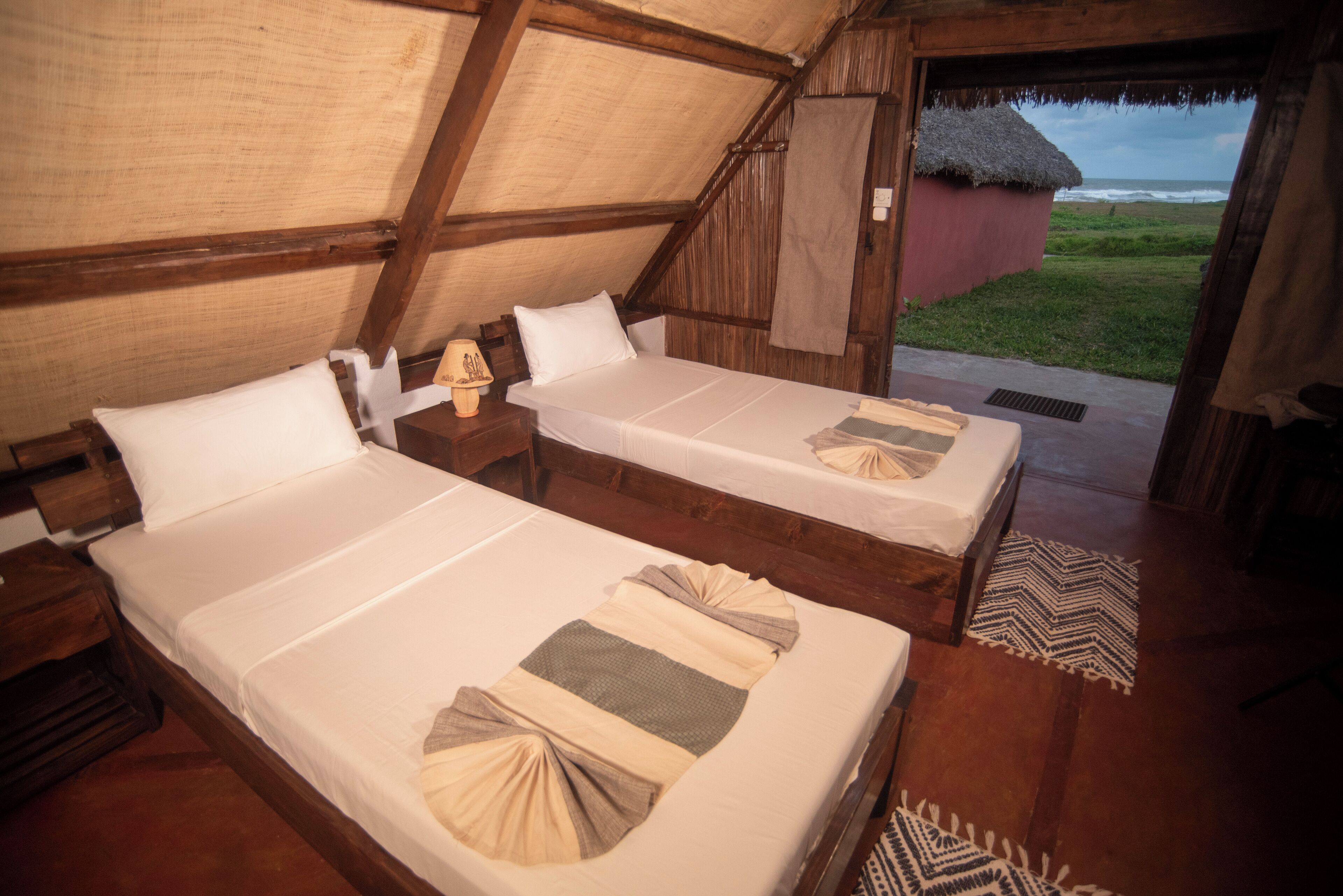 Twin Room, Beach View | Free WiFi