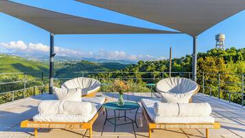 Luxury Villa, 4 Bedrooms, Private Pool, Courtyard View | Terrace/patio