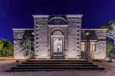 Amani Luxury 4BR Villa & Pool in Batroun