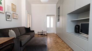Apartment (1 Bedroom) | Living area