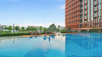 Kolam renang outdoor