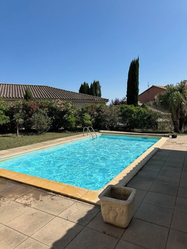 Peaceful villa, swimming pool, BBQ & pétanque court