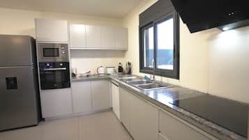 Microwave, oven, dishwasher