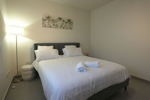 3 bedrooms, WiFi, bed sheets