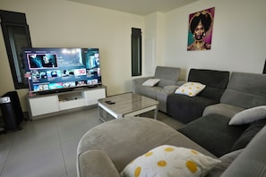 TV