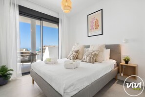 2 bedrooms, in-room safe, iron/ironing board, free WiFi