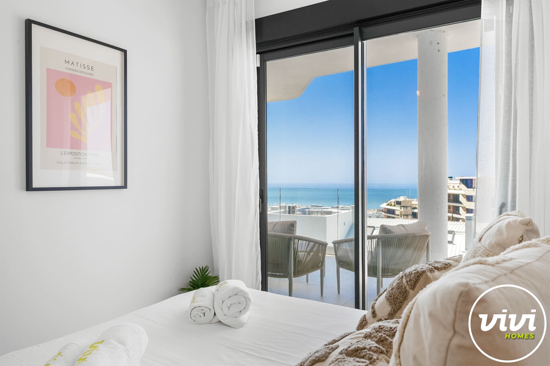 2 bedrooms, in-room safe, iron/ironing board, free WiFi