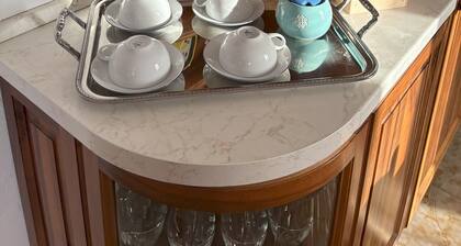 NANA'S HOUSE 1. Entire apartment surrounded by greenery and close to the sea