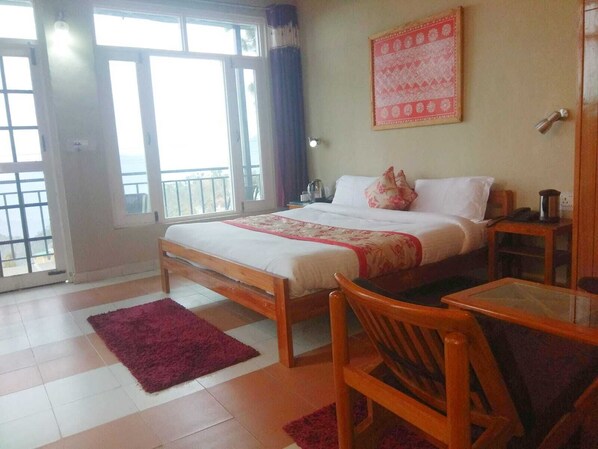 Phòng đôi Deluxe, quang cảnh thành phố | Truy cập Internet không dây miễn phí, bộ trải giường