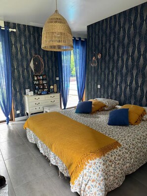 3 bedrooms, WiFi, bed sheets