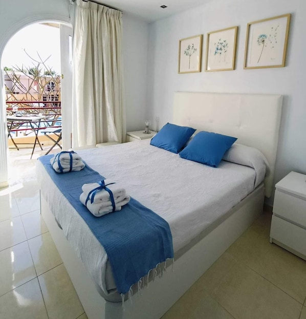 1 bedroom, iron/ironing board, free WiFi