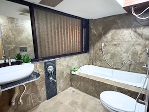 Free toiletries, bidet, towels, soap