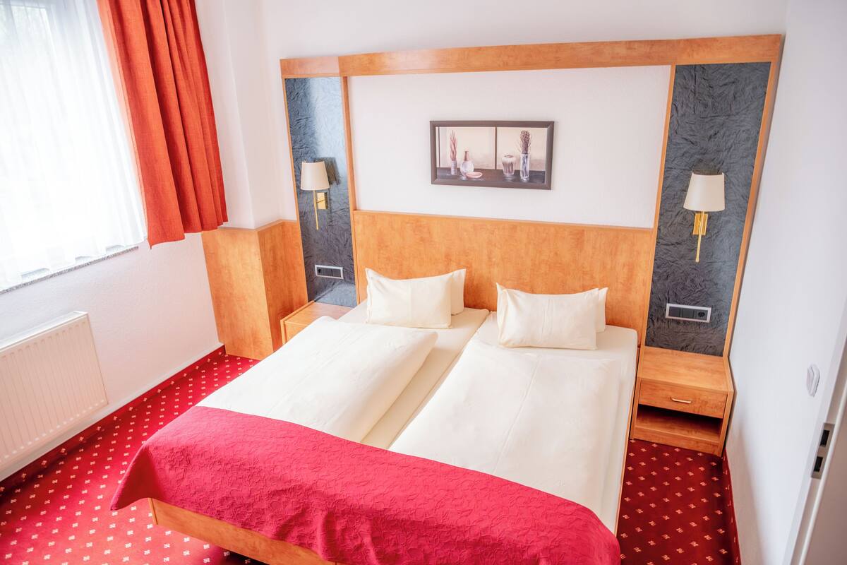 Basic Double Room