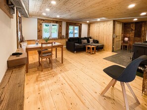 Fernseher, Kamin