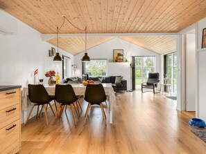 Interior - "Silvia" -  from the sea by Interhome (Hals)