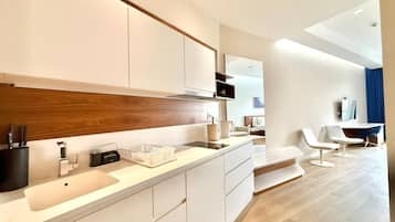 Family Studio, Balcony, City View