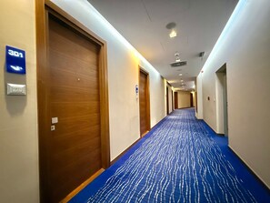 Interior entrance - Condo Studio Plaza (Budva)