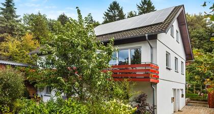 Apartment 'Am Pieperknapp' mit Bergblick, privater Terrasse und WLAN