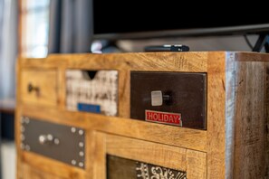 Imagen sin descripción, 4 de 38, botón