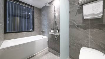 Superior Double Room, City View | Bathroom | Separate bathtub and shower, hair dryer, towels, shampoo