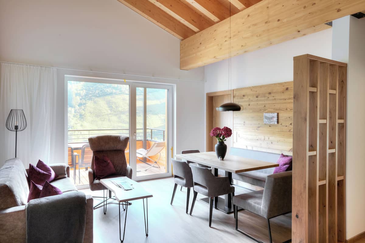 Apartment, 2 Schlafzimmer | Wohnbereich
