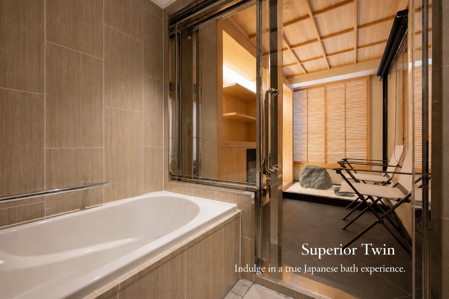 Habitación superior con 2 camas individuales | Baño | Pantuflas 