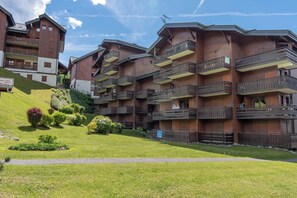 Exterior - Appt 4 pers Morillon Village, Near télécabine, ski Grand Massif, TOUT A PIED (Morillon)