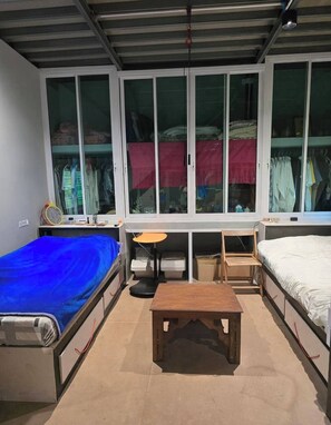 Suite estudio familiar, para no fumadores, vista a la colina