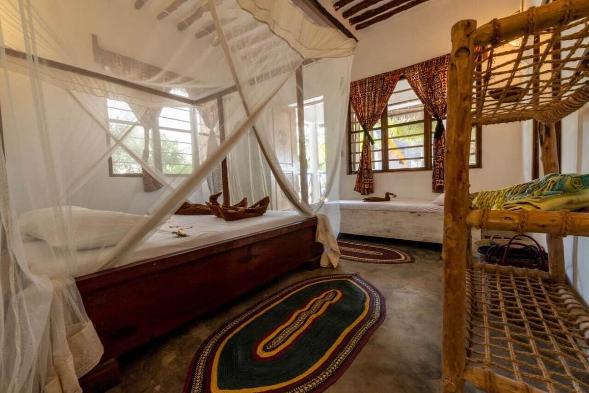 Standard Double Room, Partial Ocean View