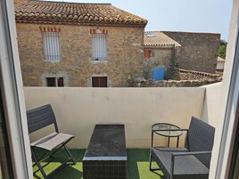 Room, Balcony, City View | Balcony