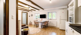 Apartment 'Green House' with Private Terrace, Private Garden and Wi-Fi