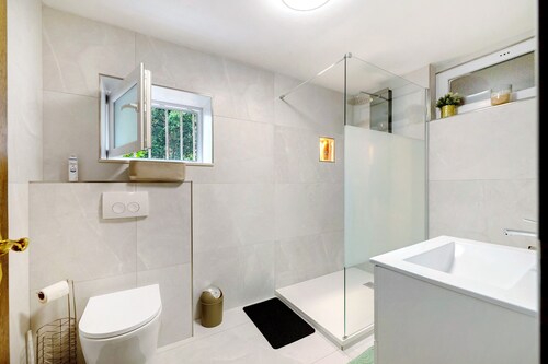 Apartment 'Green House' mit privater Terrasse, privatem Garten und WLAN
