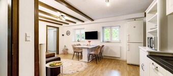 Apartment 'Green House' with Private Terrace, Private Garden and Wi-Fi