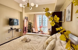 1 habitación, acceso a internet y ropa de cama