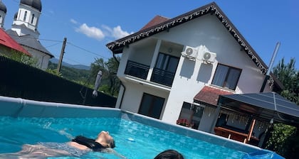 4-bedroom villa in perfect Novaci with AC