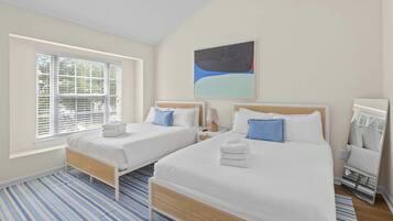 2 多间卧室、熨斗/熨衣板、旅行婴儿床、WiFi